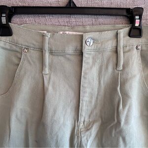 Vigoss women’s pale sage green balloon denim